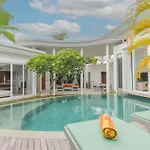 Taman Mesari Luxury Villas-Seminyak