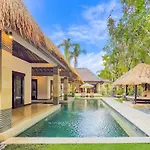 Villa Bugis Drupadi Seminyak