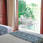 New Pondok Sara Villas