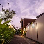 Akhila 4 - 1 Bedroom Modern Tropical Villa At The Heart Of Seminyak