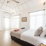 Villa Selamat, Seminyak, Batu Belig, 10 Min From Beach
