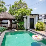 A Stunning 3Bdr Villa In Seminyak With Big Pool And Rooftop