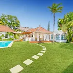 Villa Cologne - 6 Bdr Villa, 2 Private Pools & Huge Garden, Walk To The Beach