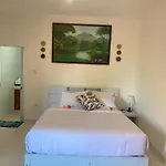 Manis Guest House