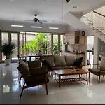 3 Bedrooms Vacation Villa In Semyniak