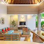 Q Lo 1 , Seminyak