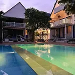 Kenzo Hut3 Mesari