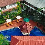 Sarinande Hotel