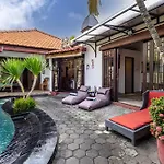 Hidden Garden Villa Legian