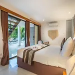 Villa Yang Tao 5, Boutique 3-Bdr Heart Of Seminyak