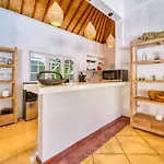 Villa Sabi 3Br In The Heart Of Seminyak By Santi Management