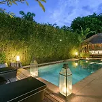 Villa Bloom 3 - Coastal Beach Villa 2 Brm Sleeps 4 Seminyak Beach