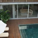 Designer Luxe Pool & Garden Villa! Rooftop, Ricefields, Beach 10Mins - Canggu