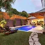 Villa Julietta, 4 Bedroom In The Heart Of Seminyak