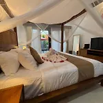 De Luxe Villa Fabian Escape In Seminyak