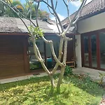 Seminyak Great Location Villa