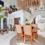 Casa Jondal 1 Bedroom Kerobokan