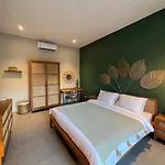 Villa Casa Oliva - Tropical Pool On Trendy Seminyak Eat Street