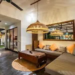 Spacious 7Br Villas Amaya & Gaia-Umalas