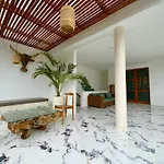 Villa Kembar