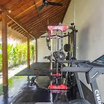 Villa Yolanda - Seminyak Beach