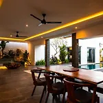 Villa Yolanda - Seminyak Beach