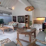 Amazing 1 Bedroom Villa Private Pool Walk To Beach