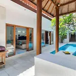 Super Value 3 Bed, Central Seminyak, Walk To Beach