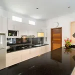 Super Value 3 Bed, Central Seminyak, Walk To Beach
