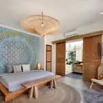 Villa Pawikan Gorgeous 4 Beds Villa In The Heart Of Seminyak