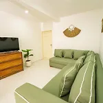Spacious 3 Bedroom Villa With Private Pool And Billiards