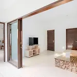 2Br Villa Central Seminyak,50 M Walk To The Beach