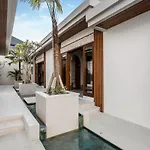 Villa Advaya By Maheswara