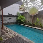 Max Guest House
