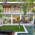 Dream Villa Seminyak