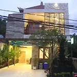 Green Studio Apartment Seminyak