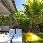 Villa Saha - Elegant 3-Bedroom In Seminyak