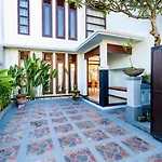 Villa Chandra - 3 Bedroom Villa With Private Pool By Agata