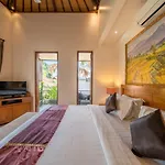 Villa Seacluded 1 - 3Br Villa In Central Seminyak - Large Pool