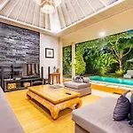 Central Seminyak Villa Martini