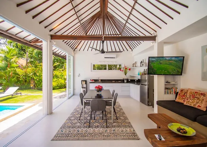 Villa Sitara, Sitara Villa Group