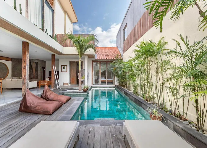 Villa Ace - Modern 2Br Villa In Seminyak With Spacious Bedrooms, Bathtub & Private Pool