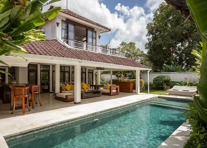 3 Bedroom Villa In D\' Centre Seminyak