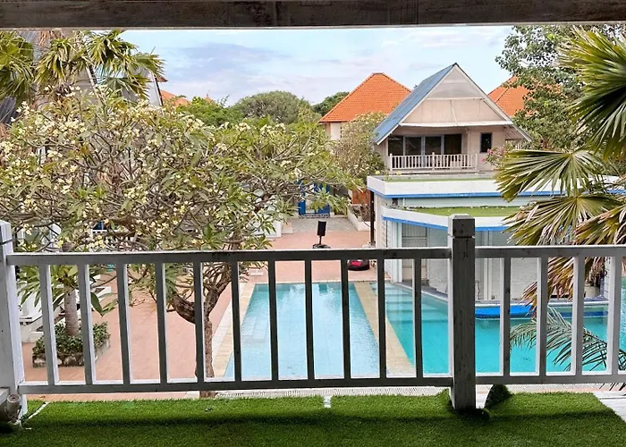 Mesari Hut2 Seminyak