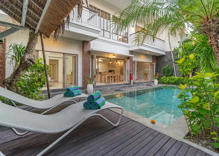 Stuning Private Villa Indah Seminyak