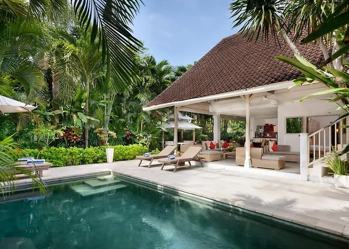 Villa Rama Sita - 100M From Eat Street, 3Br