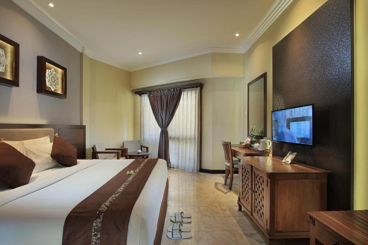 Pelangi Bali & Khách sạn
