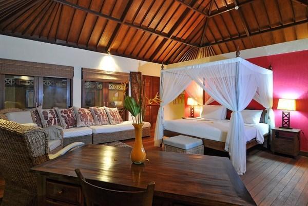 Villa Charming 3 Bedroom In Oberoi Seminyak (Bali)