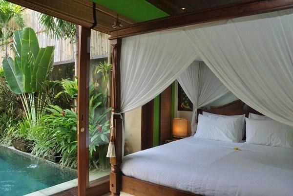 Charming 3 Bedroom In Oberoi Villa Seminyak (Bali)