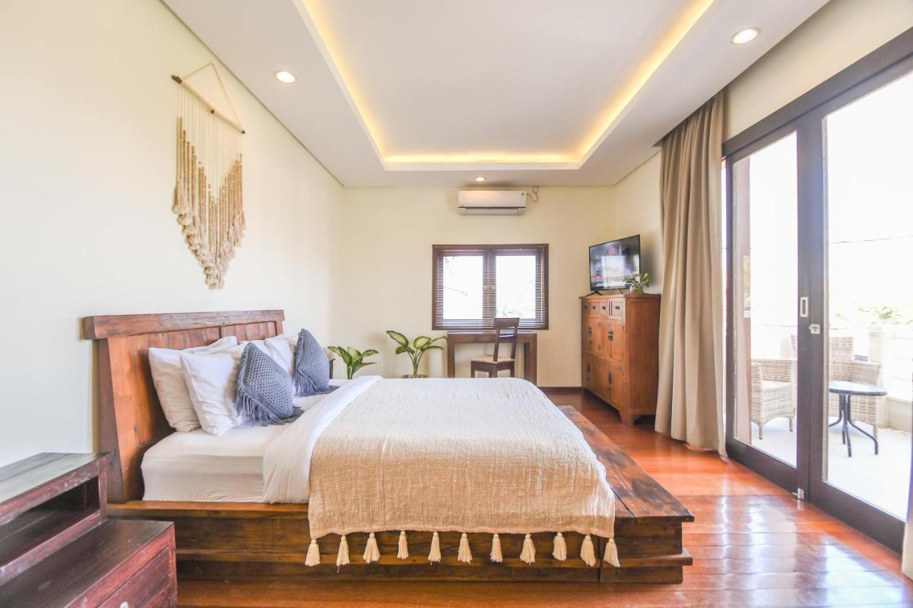 Amalia Swan Haven Villa *